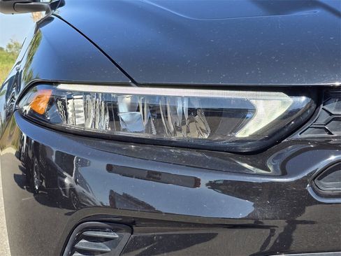 Used 2024 Dodge Hornet GT w/ GT Blacktop Package image 11