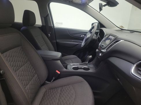 Used 2021 Chevrolet Equinox LT image 21