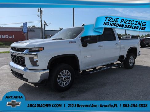 Used 2022 Chevrolet Silverado 2500 LT w/ Convenience Package AWD/4WD image 8