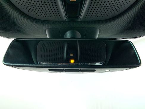 Used 2020 Mercedes-Benz C 63 AMG S w/ Multimedia Package image 39