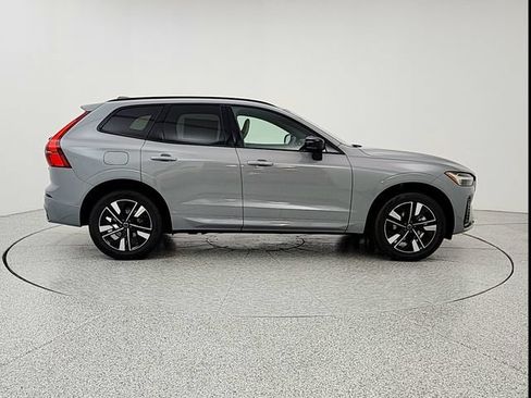New 2027 Volvo XC60 B5 Core AWD/4WD image 4