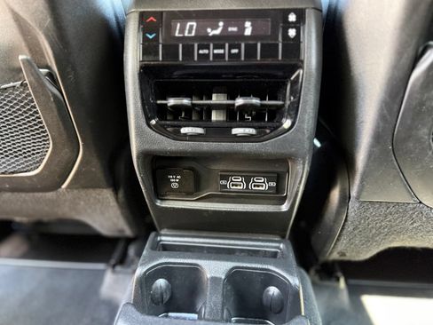 Used 2023 Jeep Grand Cherokee L Laredo AWD/4WD image 27