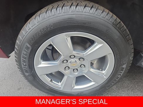Used 2020 Chevrolet Tahoe Premier AWD/4WD image 31