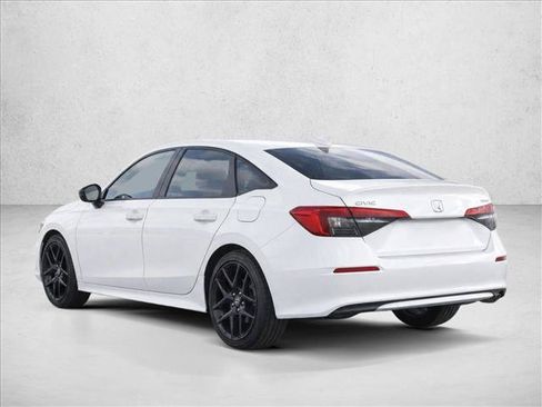 Used 2024 Honda Civic Sport image 5