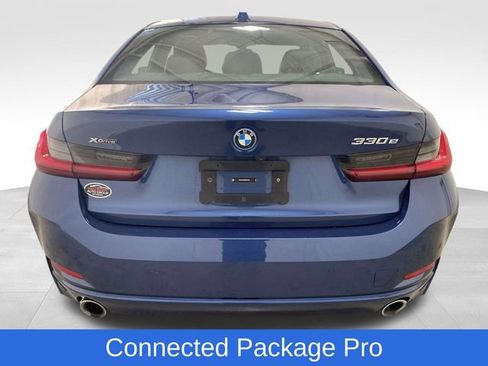 Used 2024 BMW 330e xDrive image 3