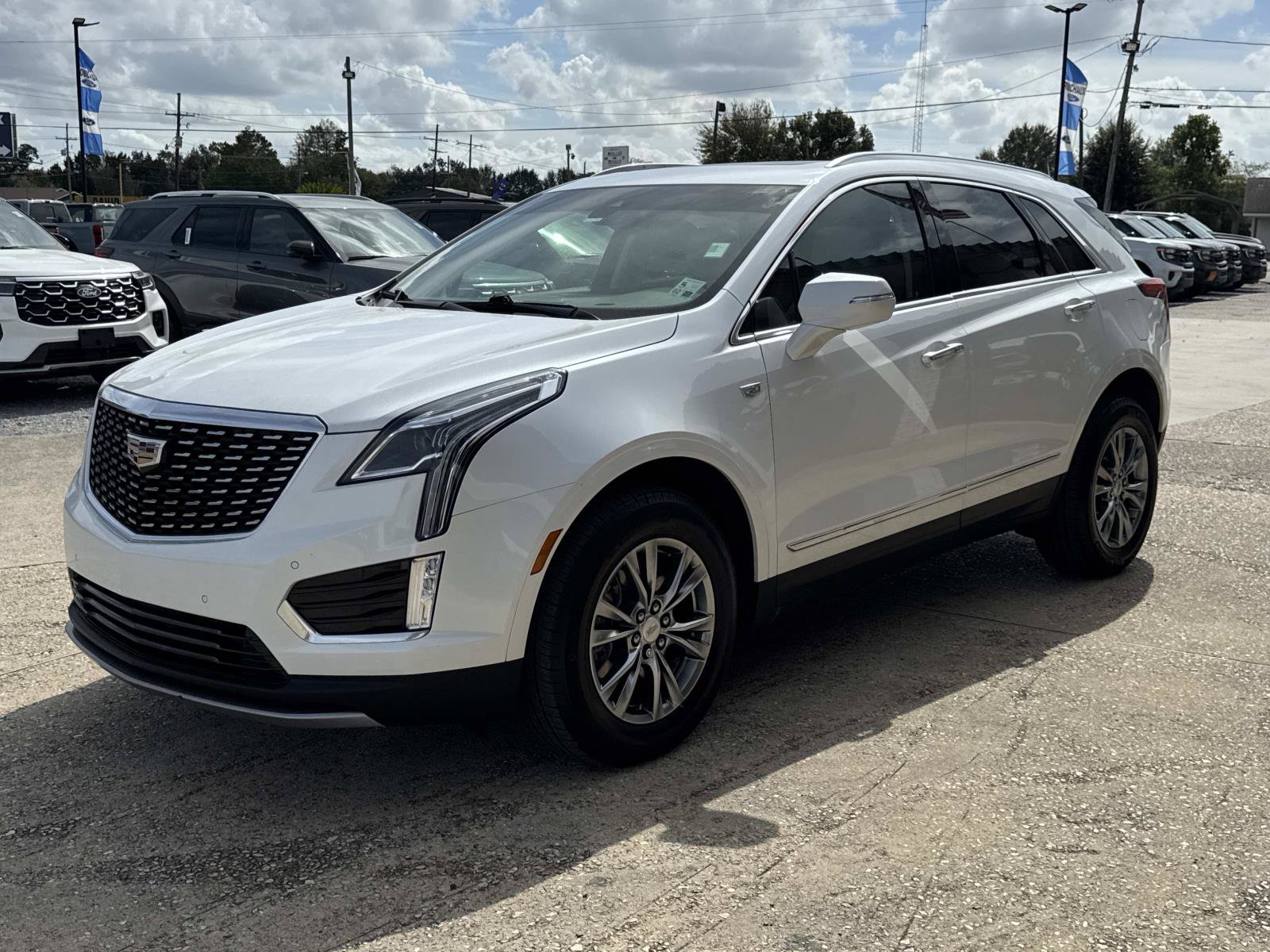 Used 2021 Cadillac XT5 Premium Luxury FWD image 3