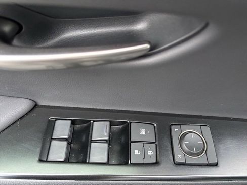 Used 2024 Lexus UX 250h F Sport image 10