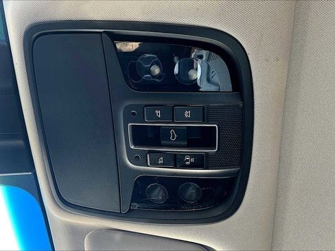 Used 2019 Kia Sorento EX image 33