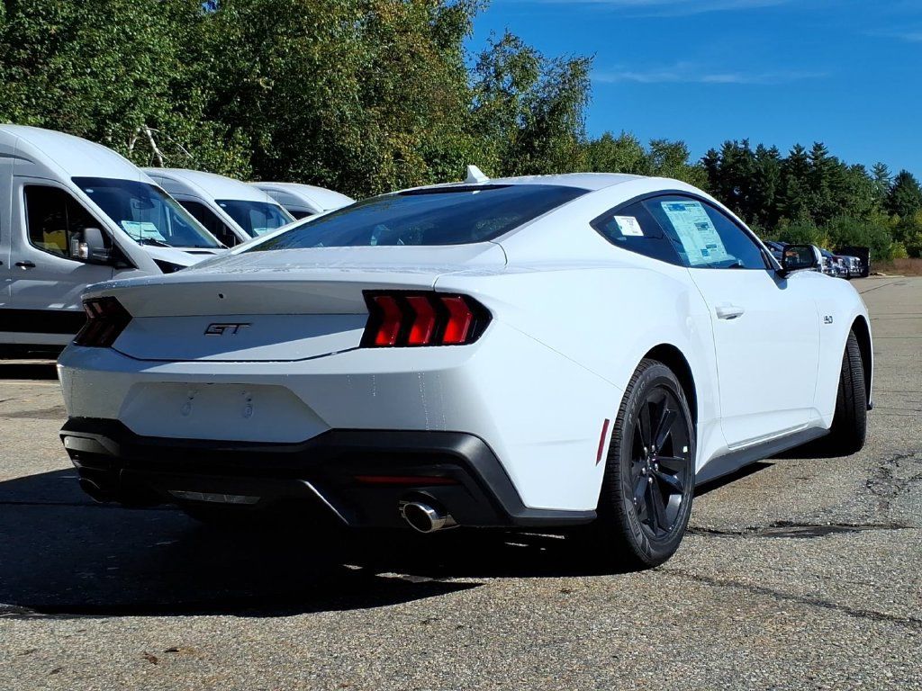 New 2026 Ford Mustang GT RWD image 5