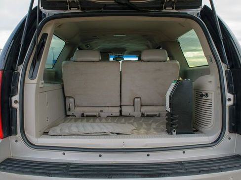 Used 2009 GMC Yukon XL SLT image 12