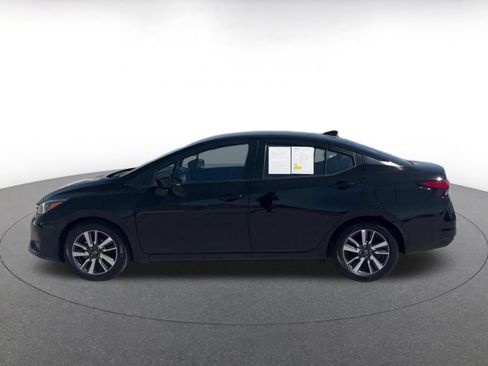 Used 2025 Nissan Versa SV FWD image 7