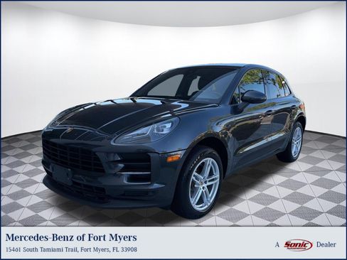 Used 2020 Porsche Macan AWD/4WD image 1
