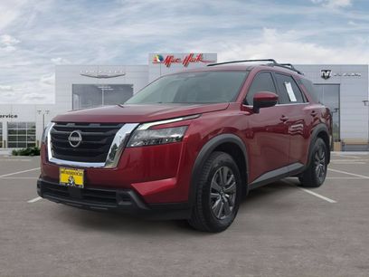 Used 2023 Nissan Pathfinder SV w/ SV Premium Package