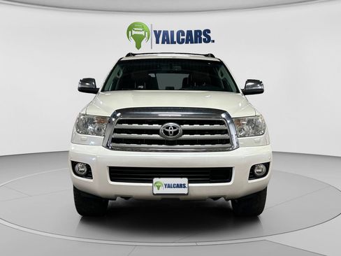 Used 2014 Toyota Sequoia Platinum AWD/4WD image 8