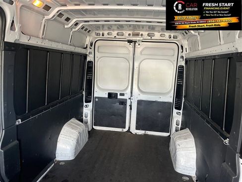 Used 2023 RAM ProMaster 2500 image 12