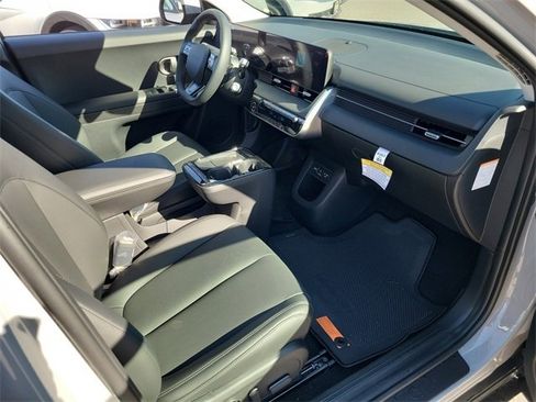 New 2026 Hyundai Ioniq 5 SEL image 18