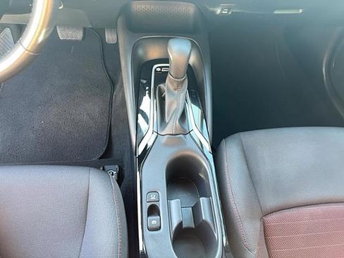 Used 2023 Toyota Corolla SE image 9