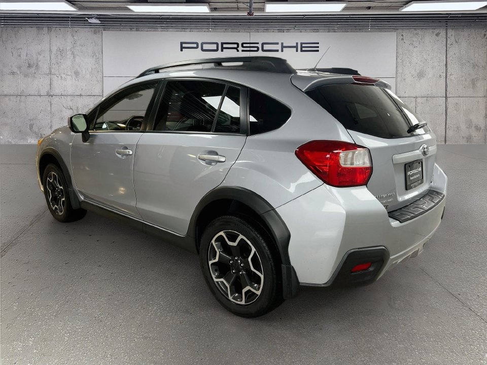 Used 2014 Subaru Crosstrek 2.0i Premium w/ Moonroof Package AWD/4WD image 3