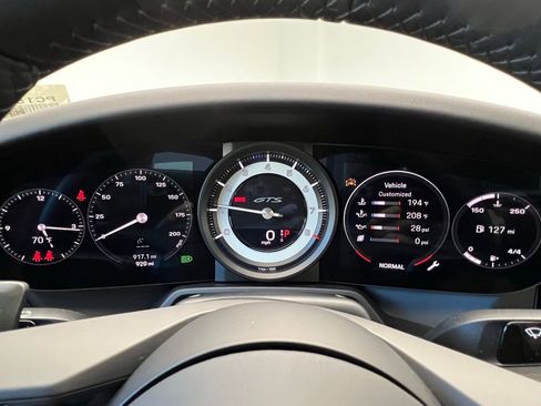 Used 2024 Porsche 911 Targa 4S image 10