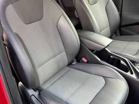 Used 2023 Kia Niro EX FWD image 16