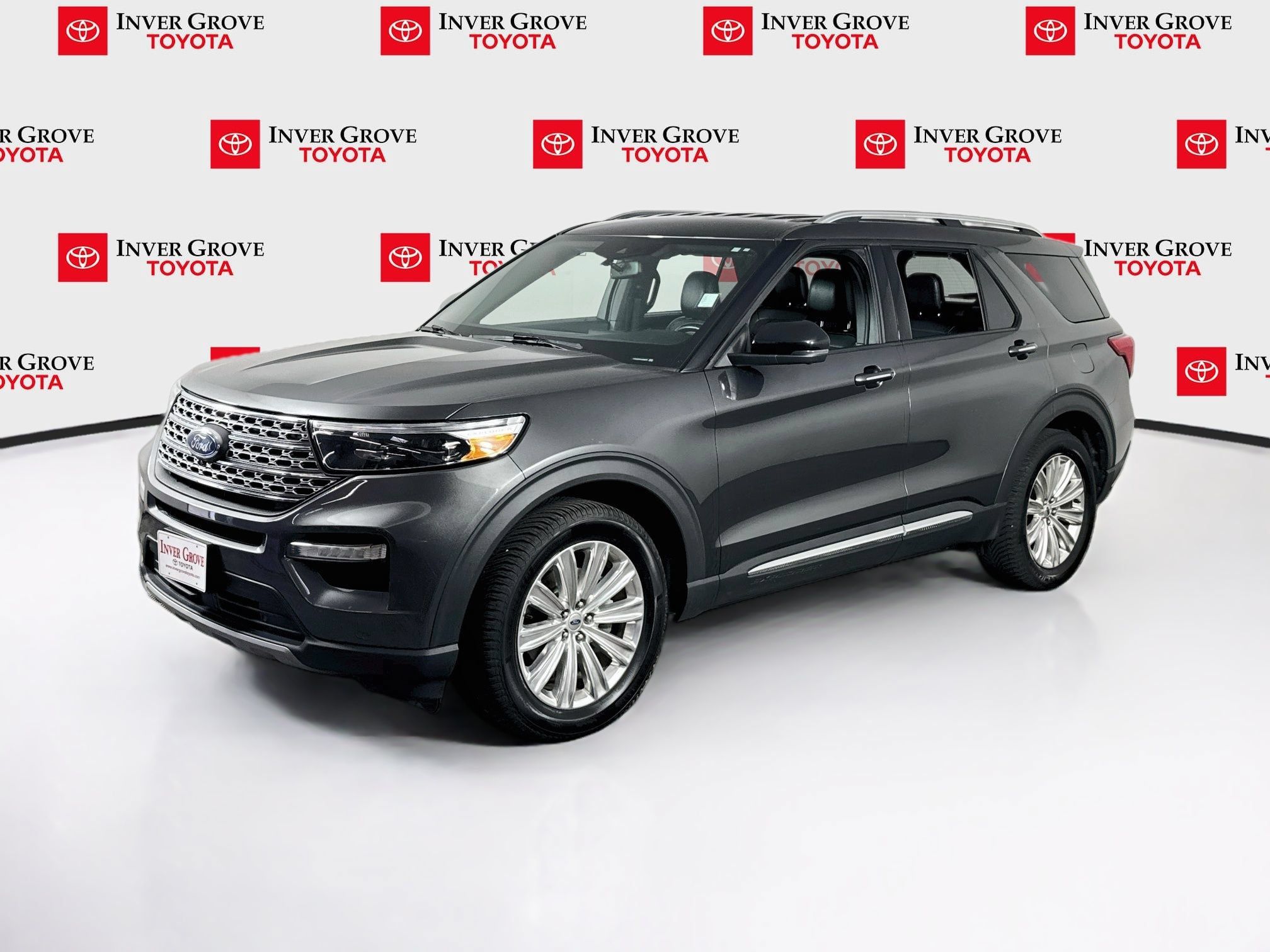 Used 2020 Ford Explorer Limited w/ Class III Trailer Tow Package AWD/4WD image 1