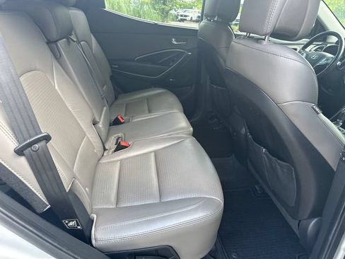 Used 2013 Hyundai Santa Fe Sport w/ Technology Pkg FWD image 17