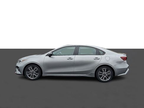 Used 2023 Kia Forte GT-Line w/ GT-Line Premium Package image 4