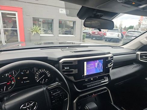 Used 2022 Toyota Tundra SR5 AWD/4WD image 27