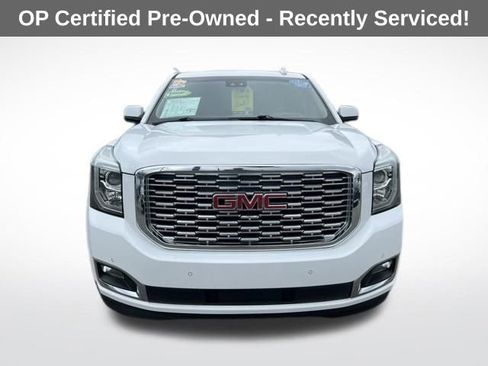 Used 2020 GMC Yukon XL Denali image 2