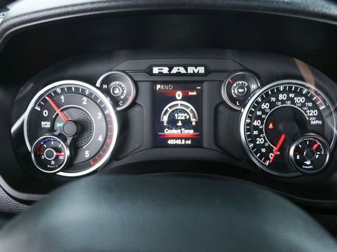 Used 2024 RAM 3500 Big Horn image 17