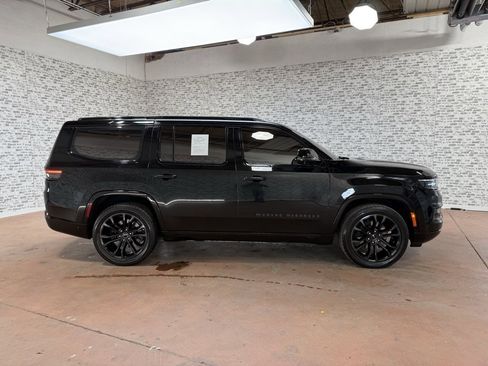 Used 2022 Jeep Grand Wagoneer Series II image 8