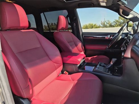 Used 2023 Lexus GX 460 Premium image 21