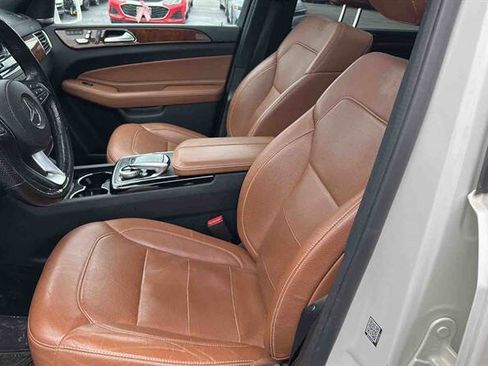 Used 2019 Mercedes-Benz GLS 450 4MATIC image 20