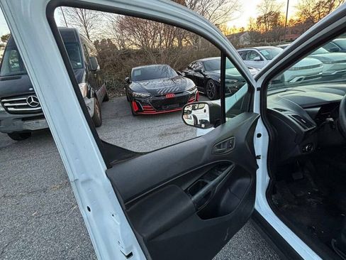 Used 2018 Ford Transit Connect XL image 12