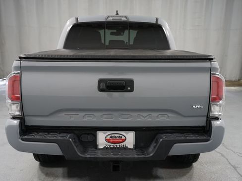 Used 2021 Toyota Tacoma TRD Sport image 7