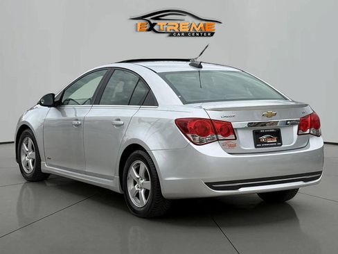 Used 2015 Chevrolet Cruze LT w/ Sun And Sound Package FWD image 4