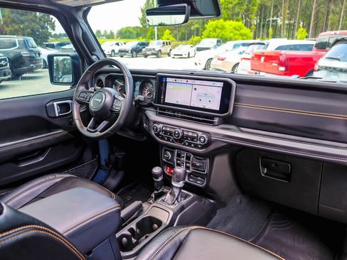 Used 2024 Jeep Wrangler Unlimited Rubicon 392 AWD/4WD image 12