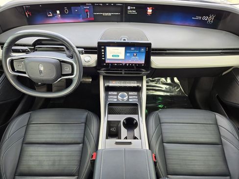 Used 2024 Lincoln Nautilus Reserve w/ Equipment Group 202A image 32