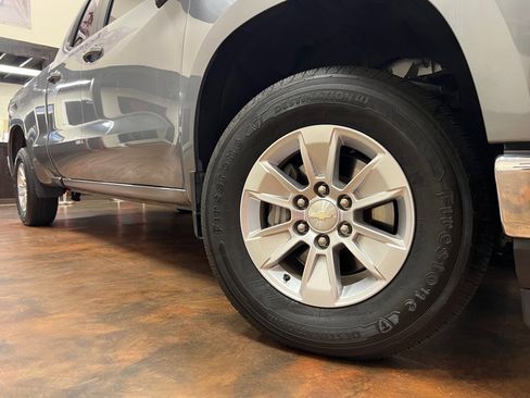 Used 2020 Chevrolet Silverado 1500 LT w/ Trailering Package image 35