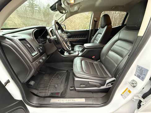 Used 2021 GMC Canyon Denali image 14