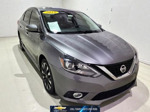 Used 2019 Nissan Sentra SR image 10