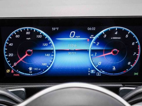 Certified 2023 Mercedes-Benz GLB 250 image 24