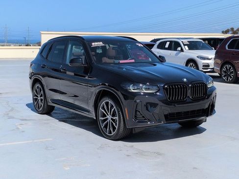 Used 2023 BMW X3 xDrive30i w/ M Sport Package AWD/4WD image 3