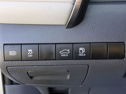 Used 2023 Toyota Camry SE image 23