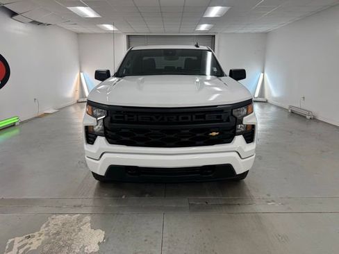 New 2026 Chevrolet Silverado 1500 Custom image 2