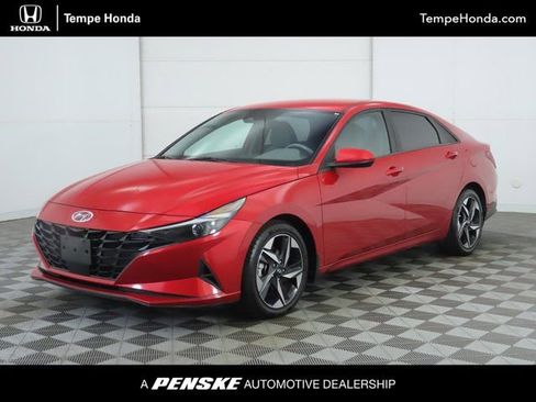 Used 2023 Hyundai Elantra SEL w/ Convenience Package image 1