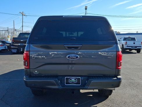 Used 2015 Ford F150 Lariat w/ Equipment Group 501A Mid image 9