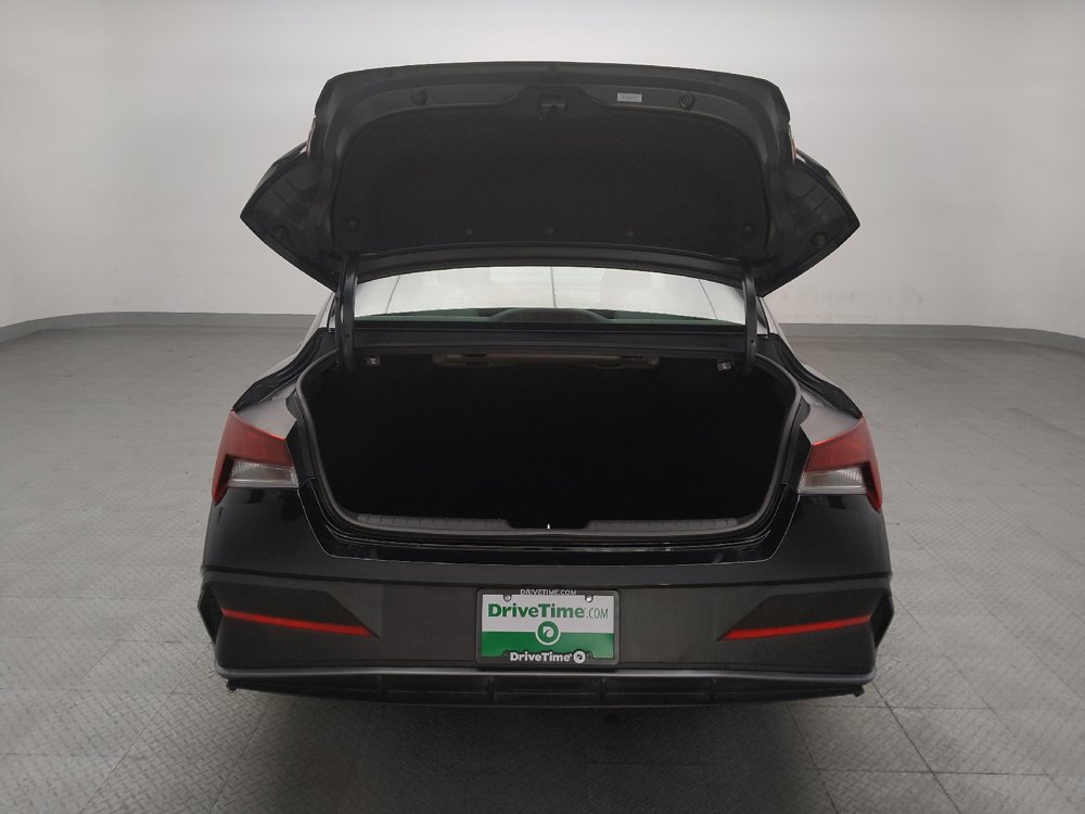 Used 2024 Hyundai Elantra SEL FWD image 29