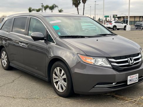 Used 2016 Honda Odyssey EX-L image 3