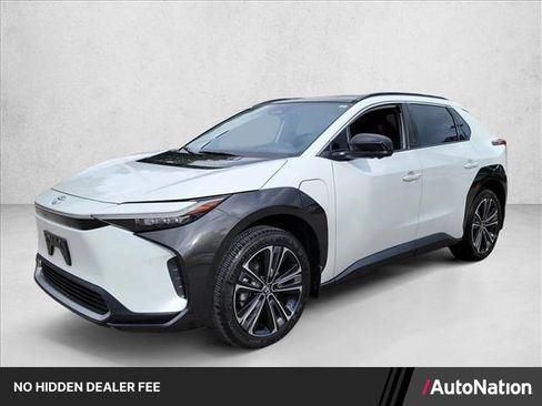 Used 2023 Toyota bZ4X AWD image 1
